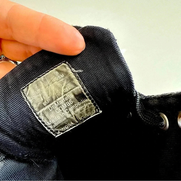 Unisex Dr. Martens Combs Xtra Tough Combat Boots - Picture 7 of 7